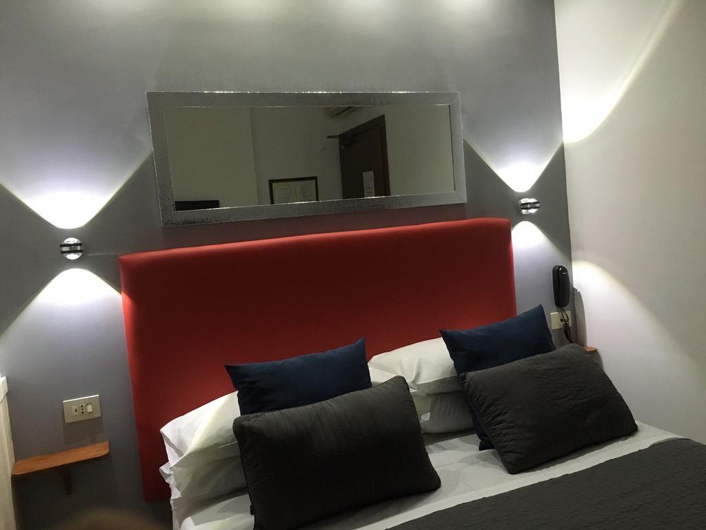 Center 2 Rome