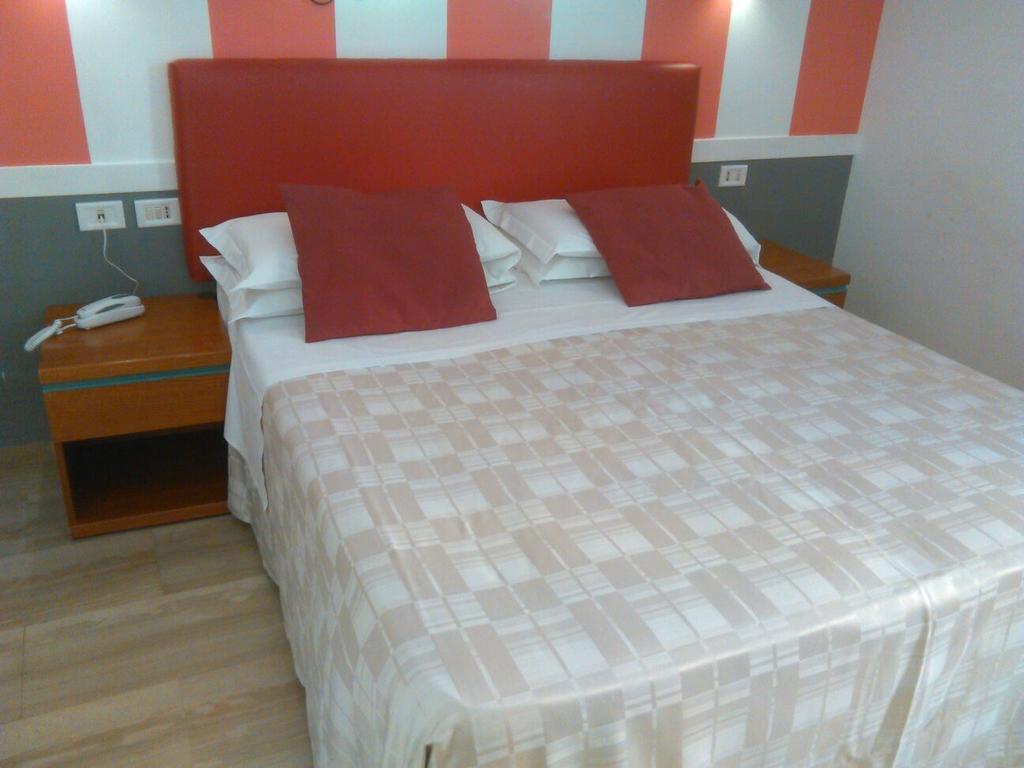Center 2 Hotel