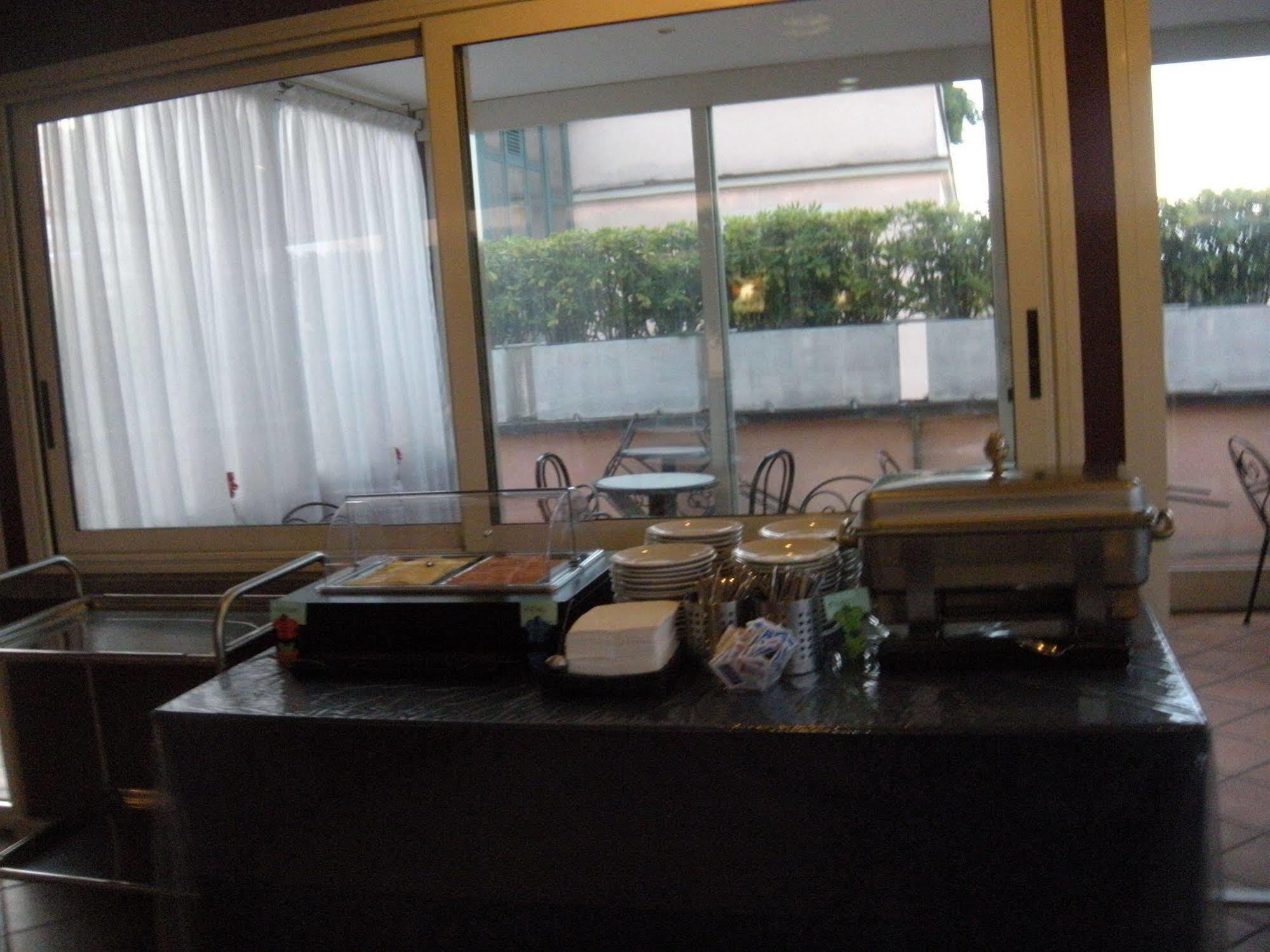 Center 2 Hotel Roma