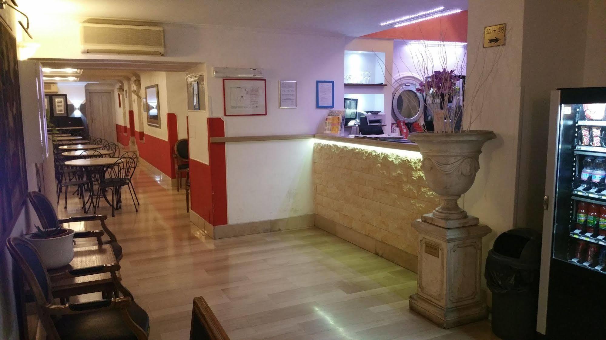 Center 2 Roma