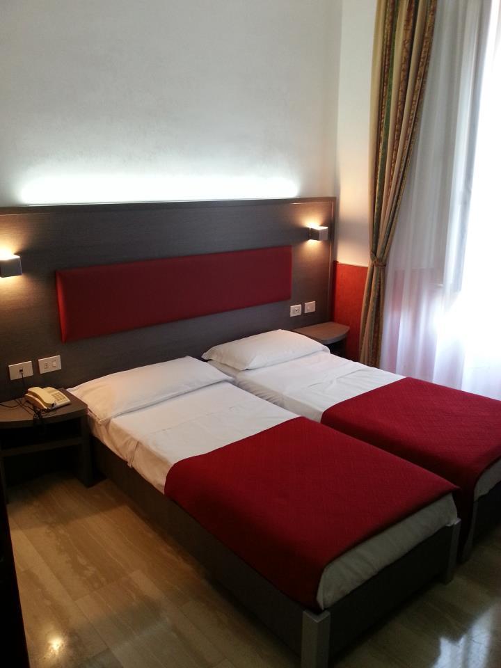 Center 2 Hotel 3*