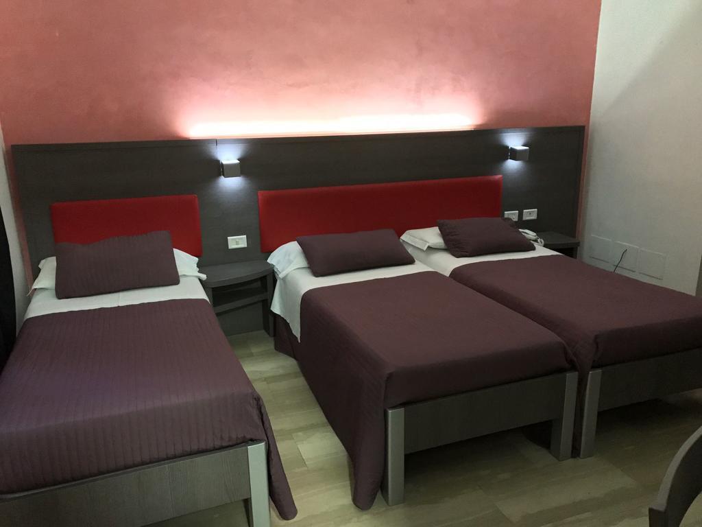 Center 2 Hotel 3*